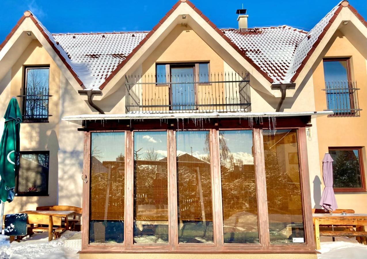 Vila Lesana Nová Lesná Eksteriør billede
